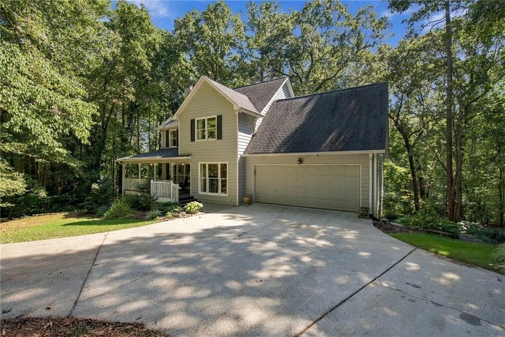 4 bedroom, 3 bathroom, 2,116 sq ft single family residence for sale at 2038 Laurel Cove, Ball Ground, GA 30107 — photo 5