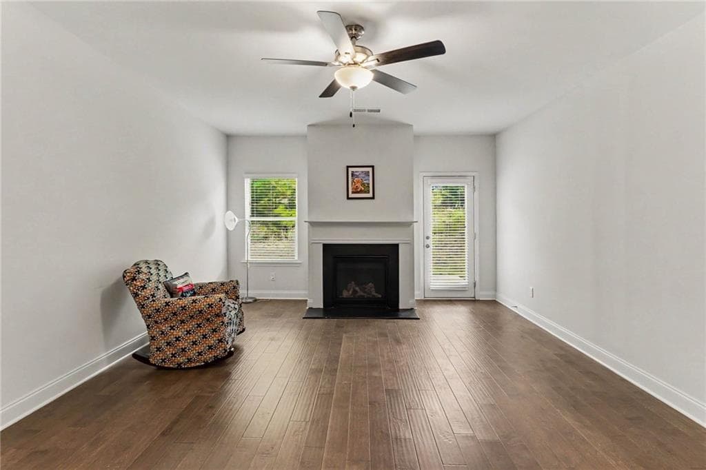 4 bedroom, 3 bathroom, 2,228 sq ft single family residence for sale at 85 Castlemoor Loop, Adairsville, GA 30103 — photo 6