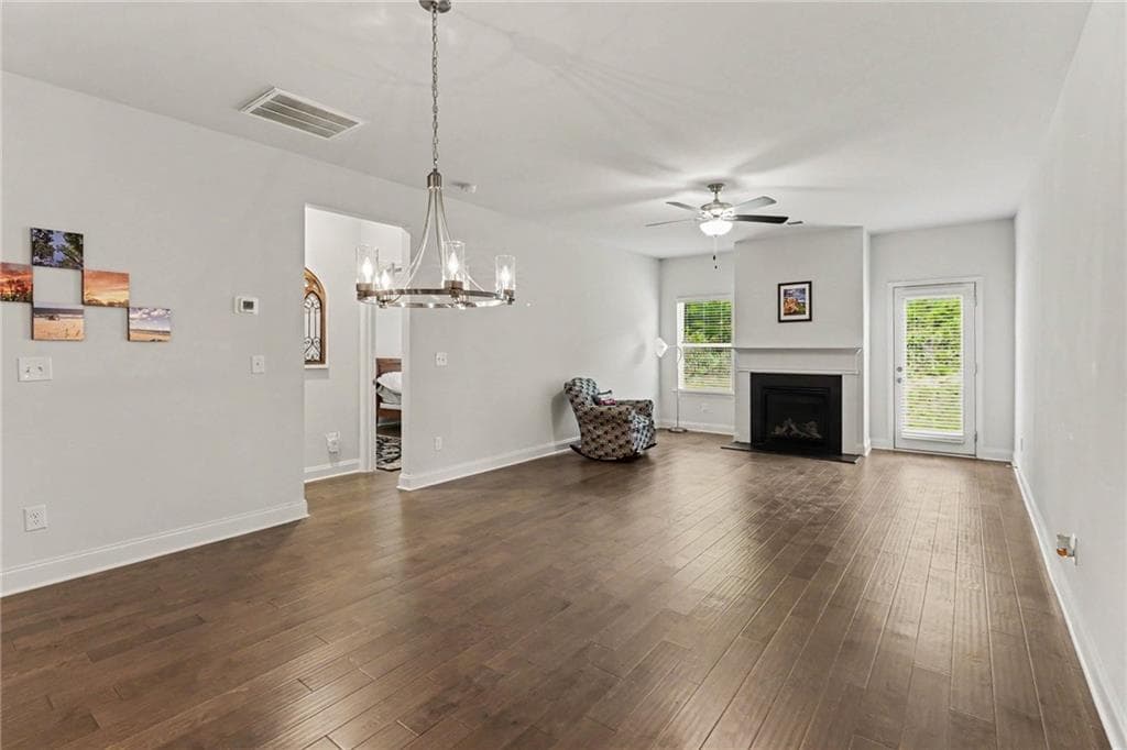 4 bedroom, 3 bathroom, 2,228 sq ft single family residence for sale at 85 Castlemoor Loop, Adairsville, GA 30103 — photo 7
