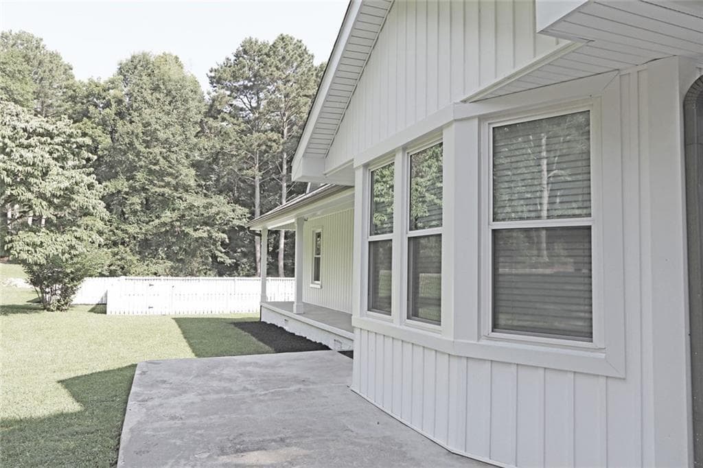 3 bedroom, 2 bathroom, 2,229 sq ft single family residence for sale at 42 Dale Street, Temple, GA 30179 — photo 2