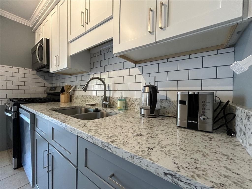 1 bedroom, 1 bathroom, 672 sq ft condominium for rent at 336 Quail Run, Roswell, GA 30076 for $1,475 a month — photo 1 of 34