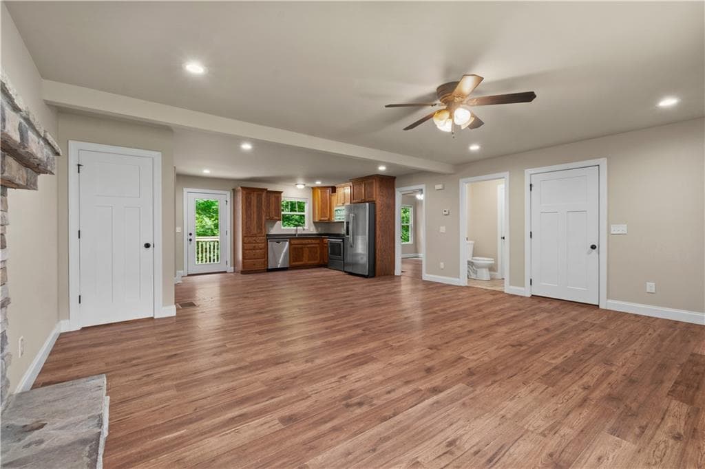 4 bedroom, 3 bathroom, 1,956 sq ft single family residence for sale at 148 Brooks Drive, Dahlonega, GA 30533 — photo 9