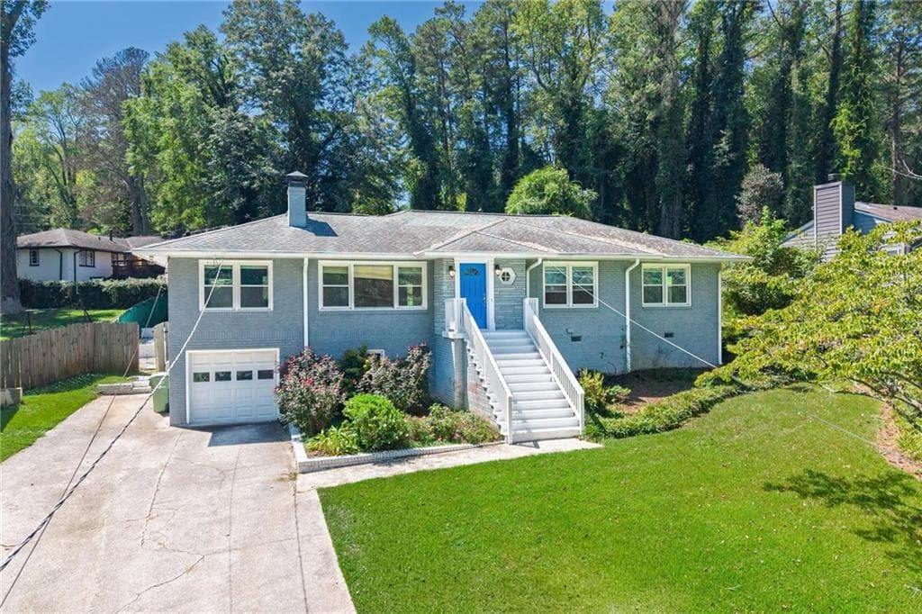 4 bedroom, 3 bathroom, 2,200 sq ft single family residence for rent at 2134 Beecher Circle, Atlanta, GA 30311 for $2,700 a month — photo 1 of 26