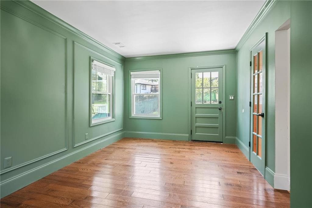 4 bedroom, 3 bathroom, 2,200 sq ft single family residence for rent at 2134 Beecher Circle, Atlanta, GA 30311 for $2,700 a month — photo 10