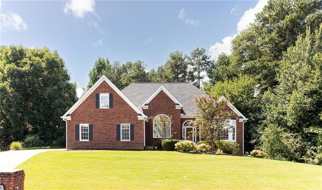 4 bedroom, 3 bathroom, 4,195 sq ft single family residence for sale at 4530 Bogan Gates Drive, Buford, GA 30519 — photo 2