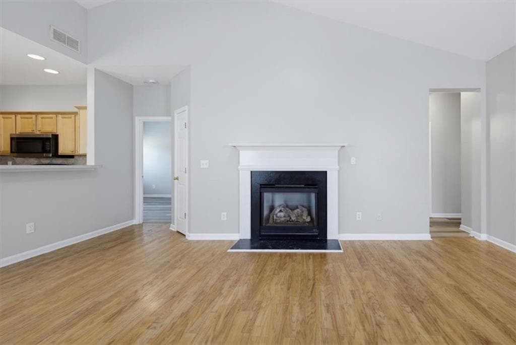 3 bedroom, 3 bathroom, 1,342 sq ft single family residence for sale at 2090 Appaloosa Way, Conyers, GA 30012 — photo 9