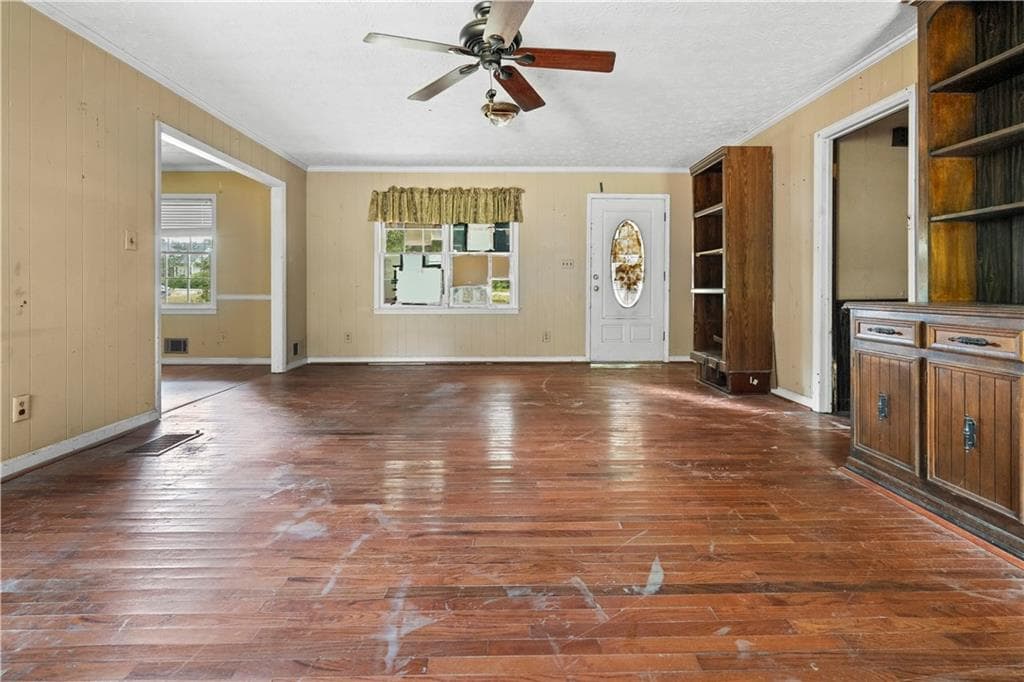 3 bedroom, 2 bathroom, 1,408 sq ft single family residence under contract at 1031 Second Street, Bishop, GA 30621 — photo 5
