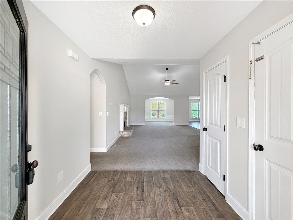 4 bedroom, 3 bathroom, 2,199 sq ft single family residence for rent at 700 River Mist Circle, Jefferson, GA 30549 for $2,200 a month — photo 2