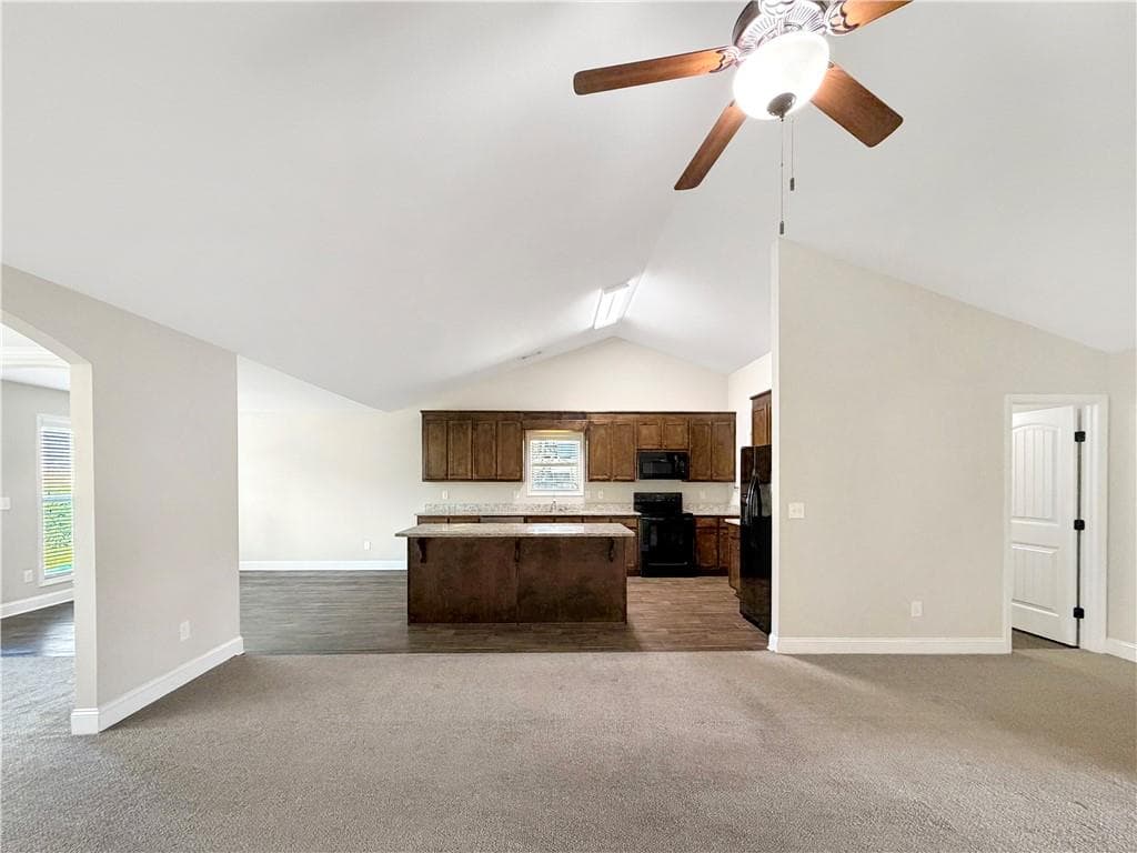 4 bedroom, 3 bathroom, 2,199 sq ft single family residence for rent at 700 River Mist Circle, Jefferson, GA 30549 for $2,200 a month — photo 5