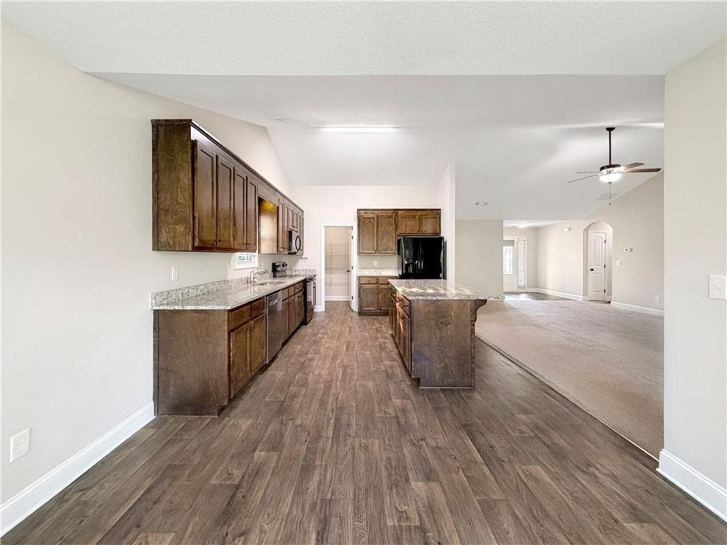 4 bedroom, 3 bathroom, 2,199 sq ft single family residence for rent at 700 River Mist Circle, Jefferson, GA 30549 for $2,200 a month — photo 8