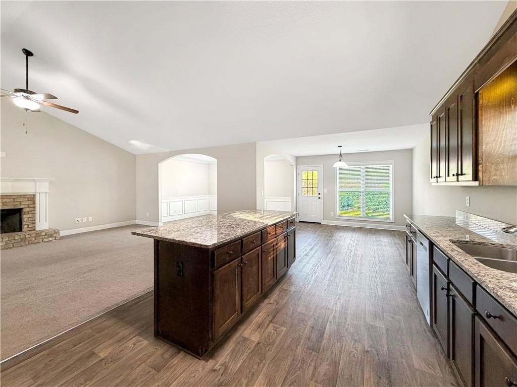 4 bedroom, 3 bathroom, 2,199 sq ft single family residence for rent at 700 River Mist Circle, Jefferson, GA 30549 for $2,200 a month — photo 9