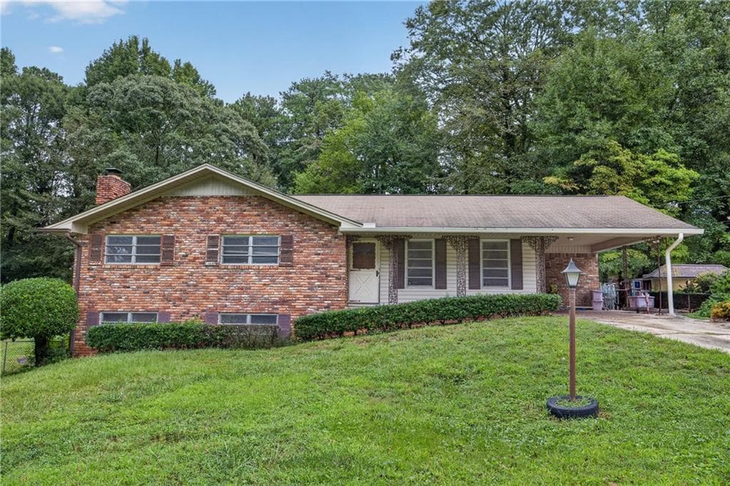 4 bedroom, 3 bathroom, 2,648 sq ft single family residence for sale at 4690 Janice Drive, College Park, GA 30337