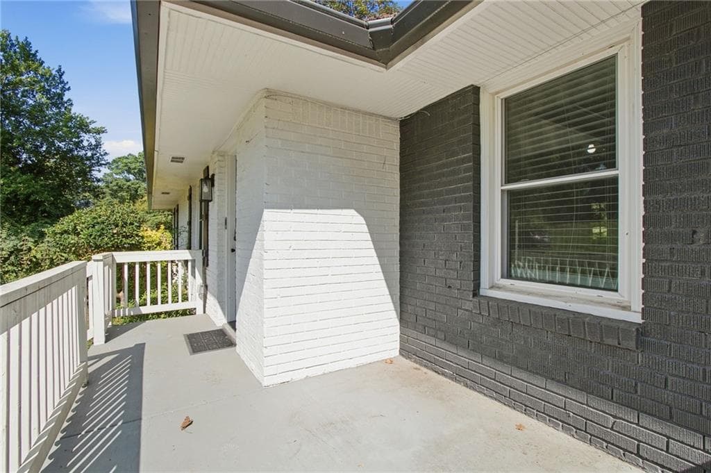 4 bedroom, 3 bathroom, 2,640 sq ft single family residence for sale at 1778 Vicki Lane, Atlanta, GA 30316 — photo 4