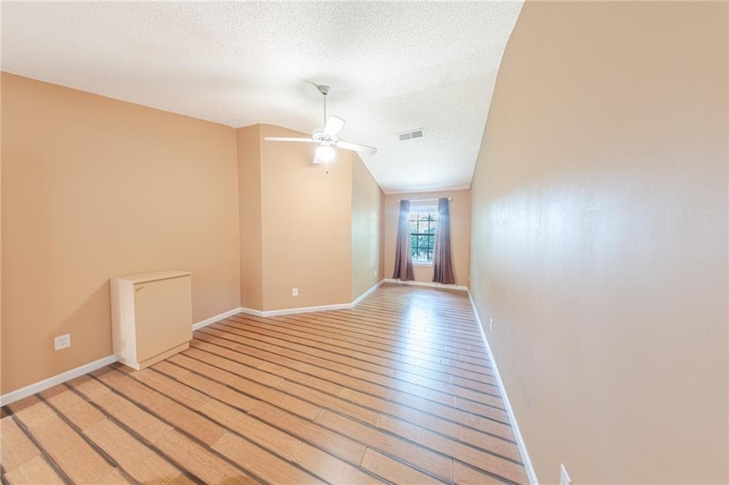 2 bedroom, 2 bathroom, 1,007 sq ft townhouse for sale at 209 Cottonwood Creek Circle, Canton, GA 30114 — photo 7