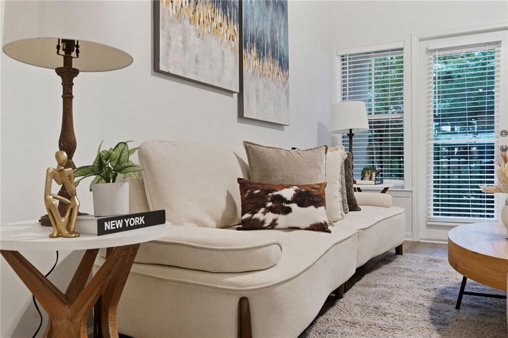 1 bedroom, 1 bathroom, 816 sq ft condominium for sale at 1850 Cotillion Drive 2111, Atlanta, GA 30338 — photo 10