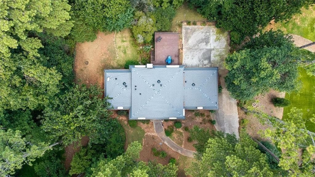 4 bedroom, 4 bathroom, 4,434 sq ft single family residence for sale at 2123 Mountain Creek Drive, Smoke Rise, GA 30087 — photo 6