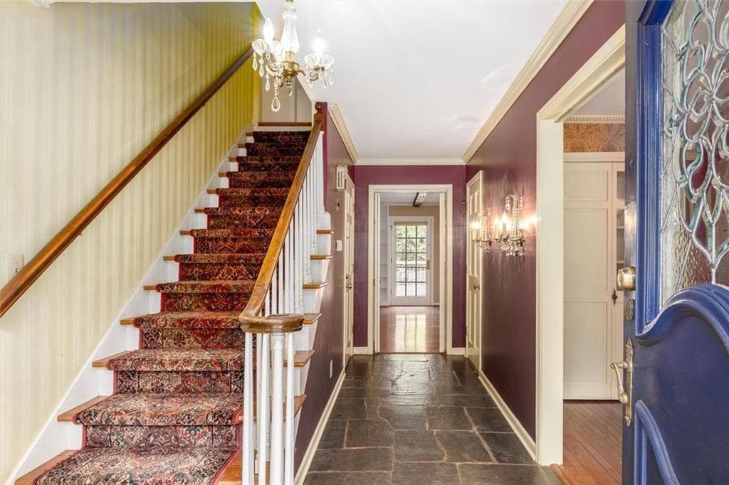 4 bedroom, 4 bathroom, 4,434 sq ft single family residence for sale at 2123 Mountain Creek Drive, Smoke Rise, GA 30087 — photo 9