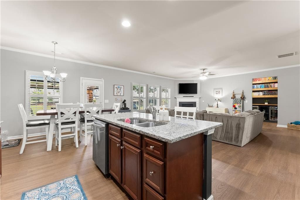 4 bedroom, 3 bathroom, 2,585 sq ft single family residence for sale at 4510 Hidden Creek Drive, Gainesville, GA 30504 — photo 6