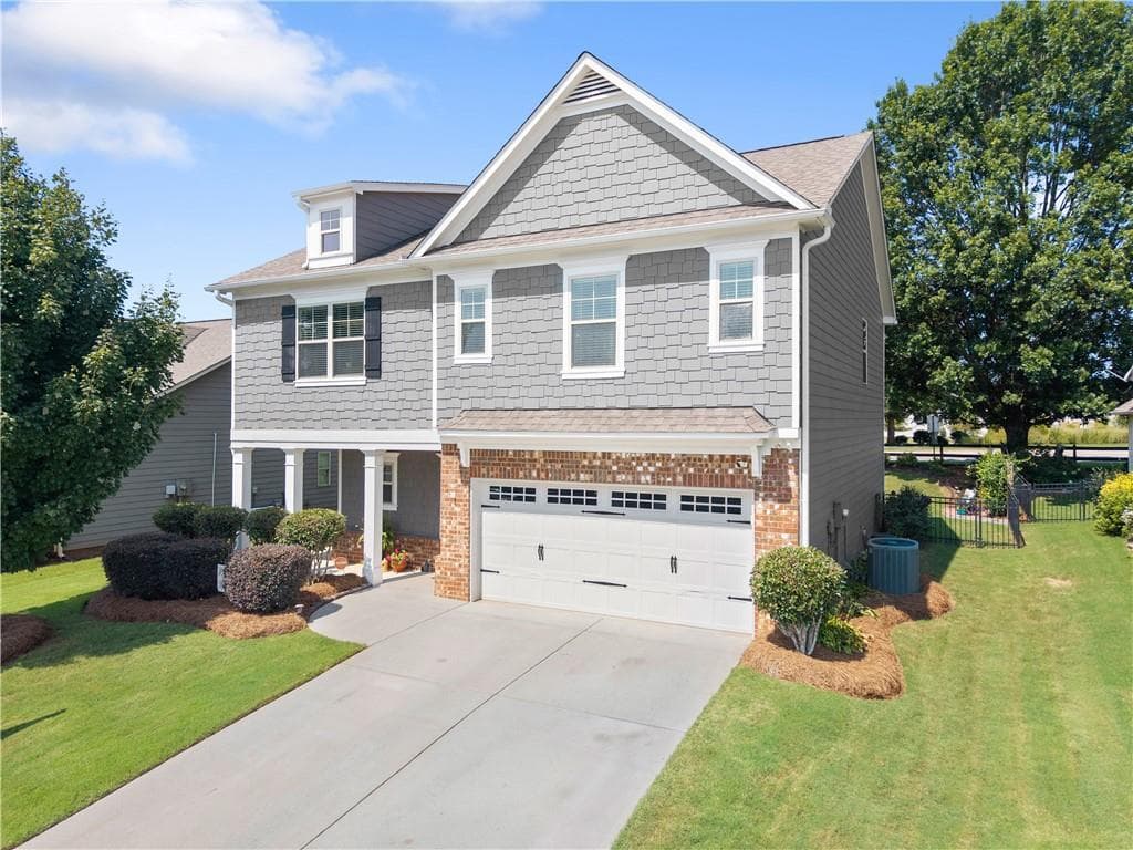 4 bedroom, 3 bathroom, 2,585 sq ft single family residence for sale at 4510 Hidden Creek Drive, Gainesville, GA 30504