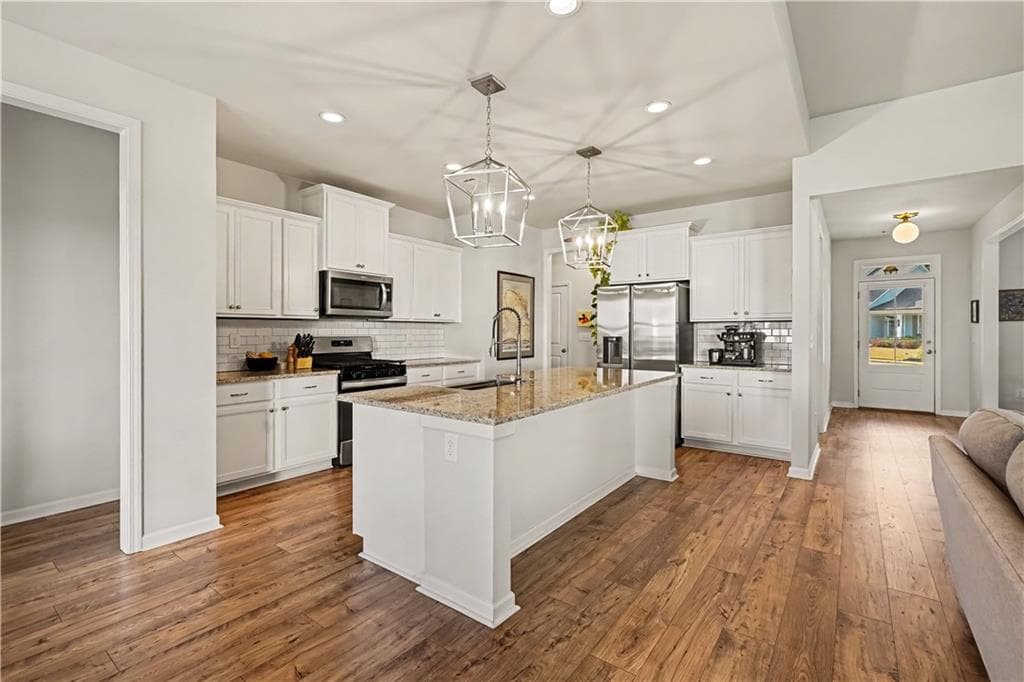 4 bedroom, 3 bathroom, 2,500 sq ft single family residence for sale at 223 Dooly Drive, Statham, GA 30666 — photo 9
