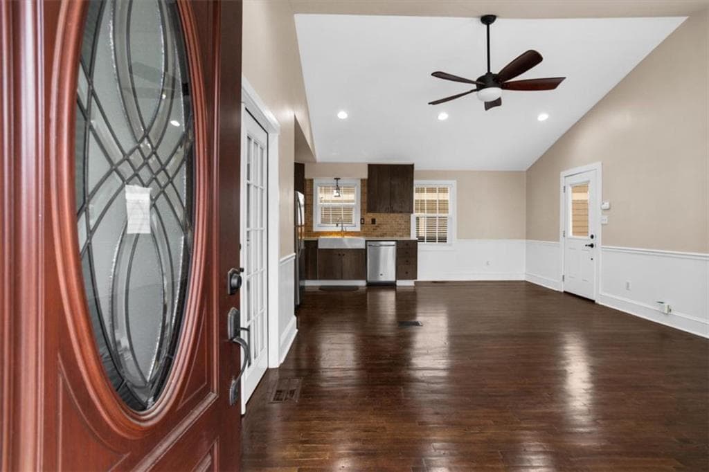 2 bedroom, 2 bathroom, 1,008 sq ft single family residence for sale at 3268 Mae Avenue, Brookhaven, GA 30319 — photo 3