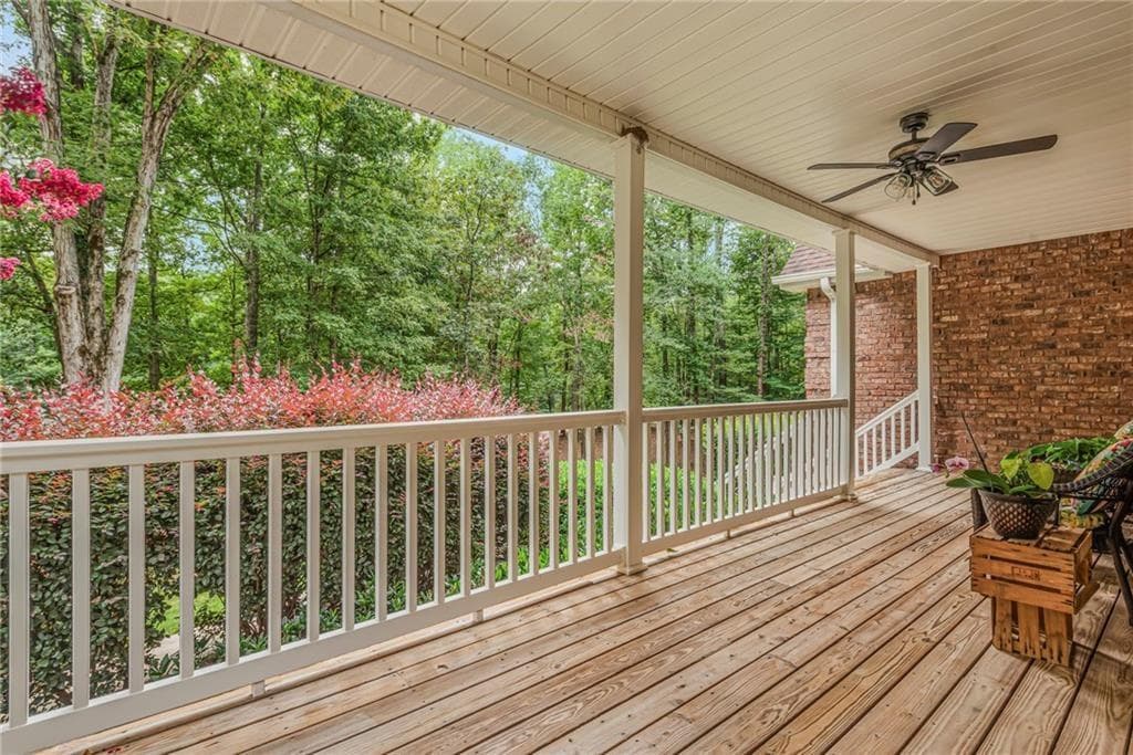 6 bedroom, 3 bathroom, 4,280 sq ft single family residence for sale at 170 St Gabriel Way, Fayetteville, GA 30215 — photo 6