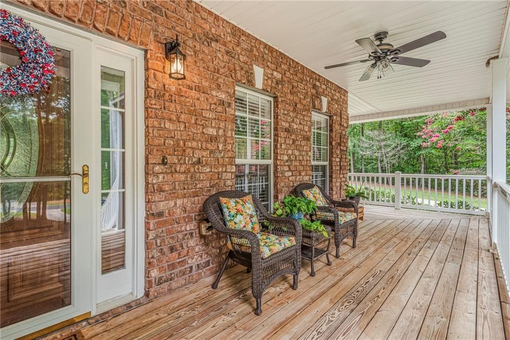 6 bedroom, 3 bathroom, 4,280 sq ft single family residence for sale at 170 St Gabriel Way, Fayetteville, GA 30215 — photo 8