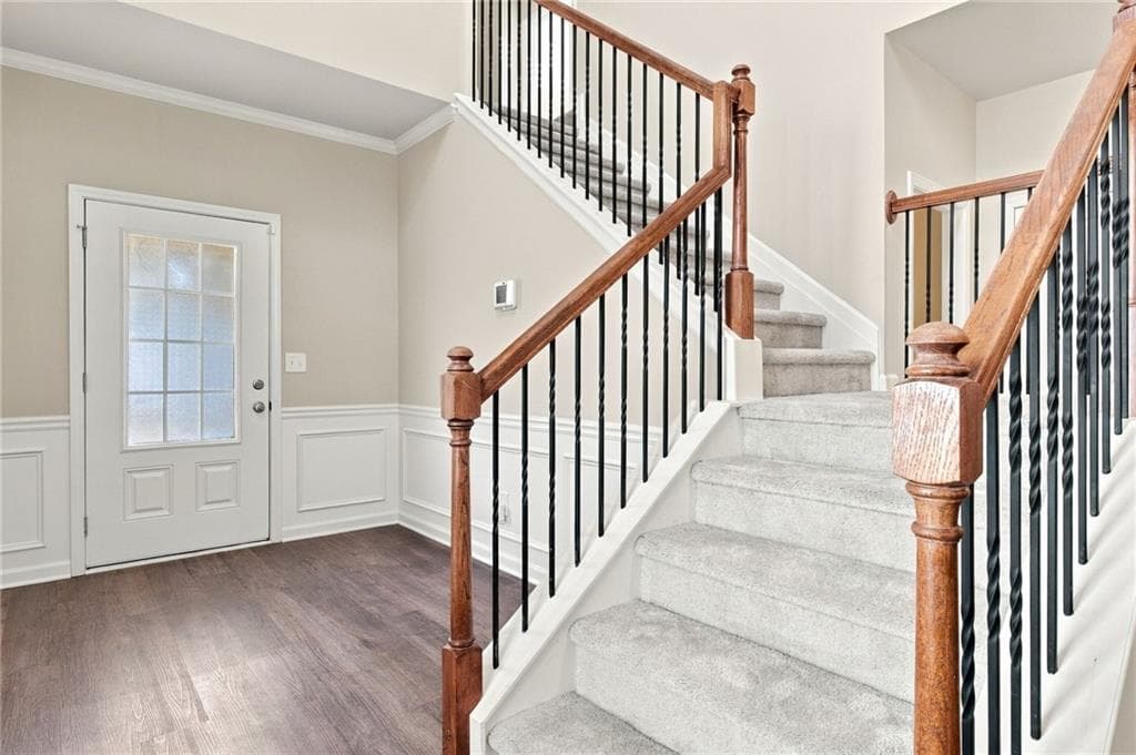 4 bedroom, 3 bathroom, 2,423 sq ft single family residence for sale at 3184 Hawthorne Path, Braselton, GA 30517 — photo 6