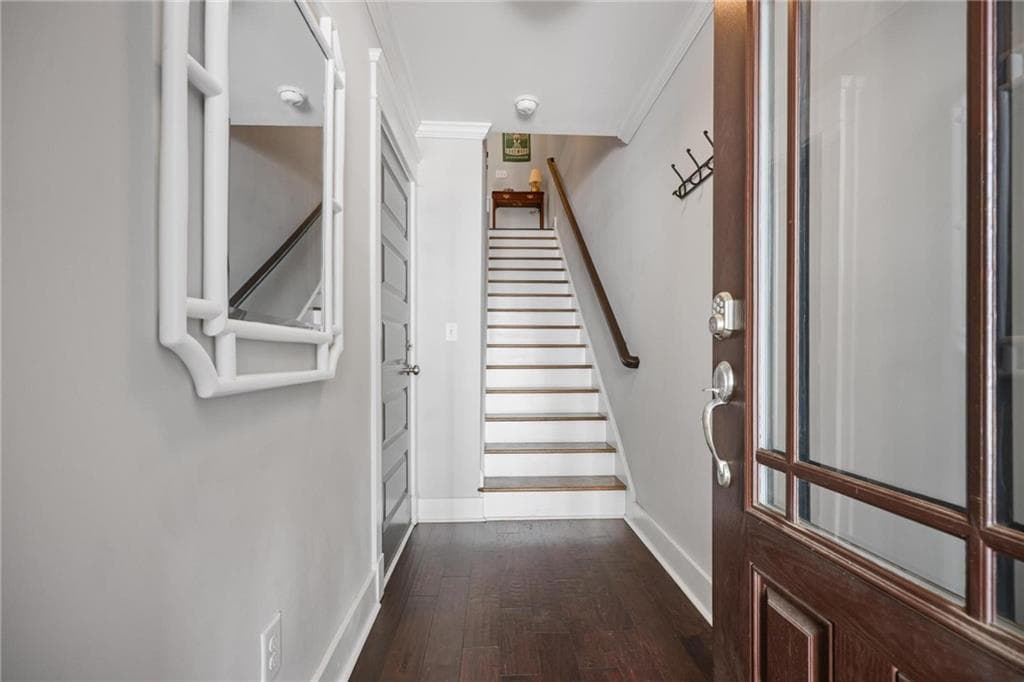 2 bedroom, 3 bathroom, 1,306 sq ft townhouse for sale at 1365 Memorial Drive 2, Atlanta, GA 30317 — photo 3