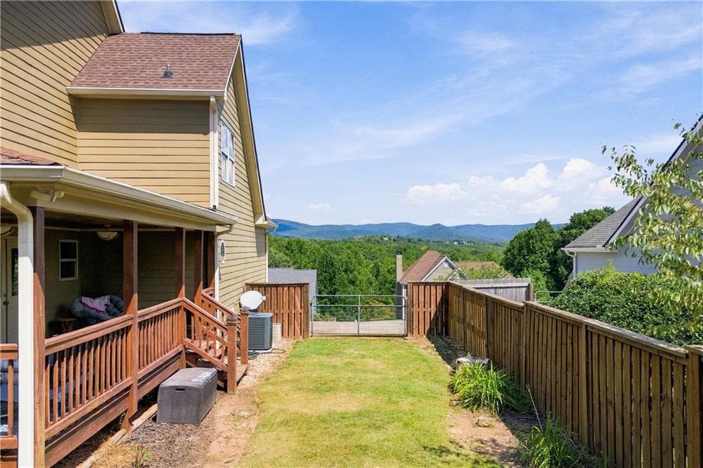 5 bedroom, 4 bathroom, 2,760 sq ft single family residence for sale at 424 Arbor Hills Road, Talking Rock, GA 30175 — photo 2