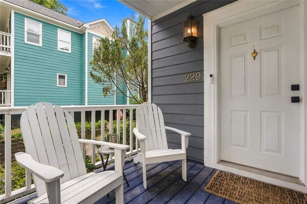 3 bedroom, 3 bathroom, 1,450 sq ft single family residence for sale at 229 Sydney Street, Atlanta, GA 30312 — photo 4