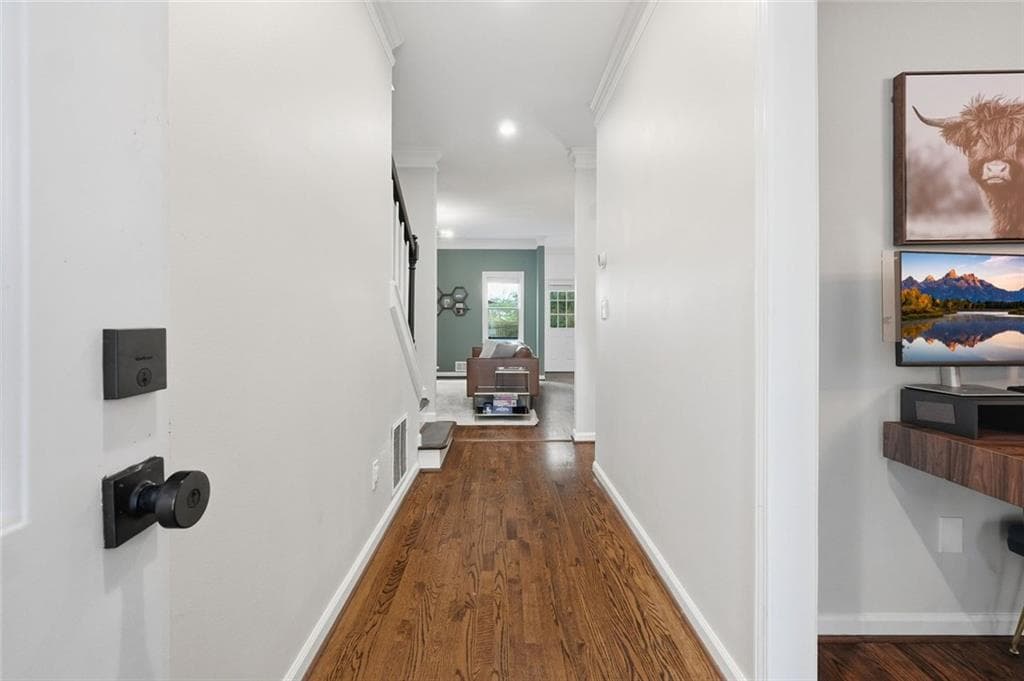 3 bedroom, 3 bathroom, 1,450 sq ft single family residence for sale at 229 Sydney Street, Atlanta, GA 30312 — photo 6