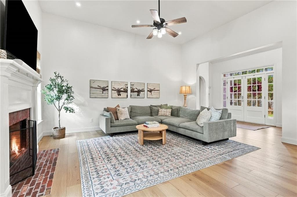 4 bedroom, 4 bathroom, 3,530 sq ft single family residence under contract at 1510 Heritage Drive, Cumming, GA 30041 — photo 3