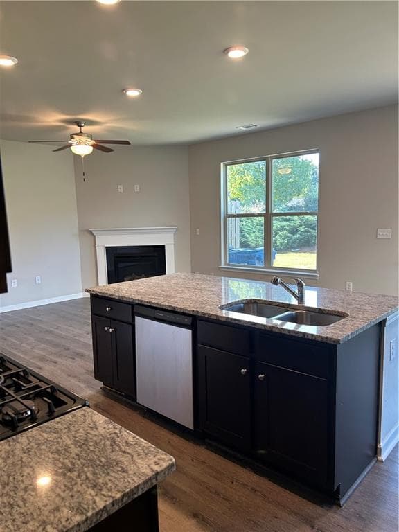 3 bedroom, 3 bathroom, 1,710 sq ft townhouse for sale at 3689 Prospect Point Drive, Gillsville, GA 30566 — photo 8