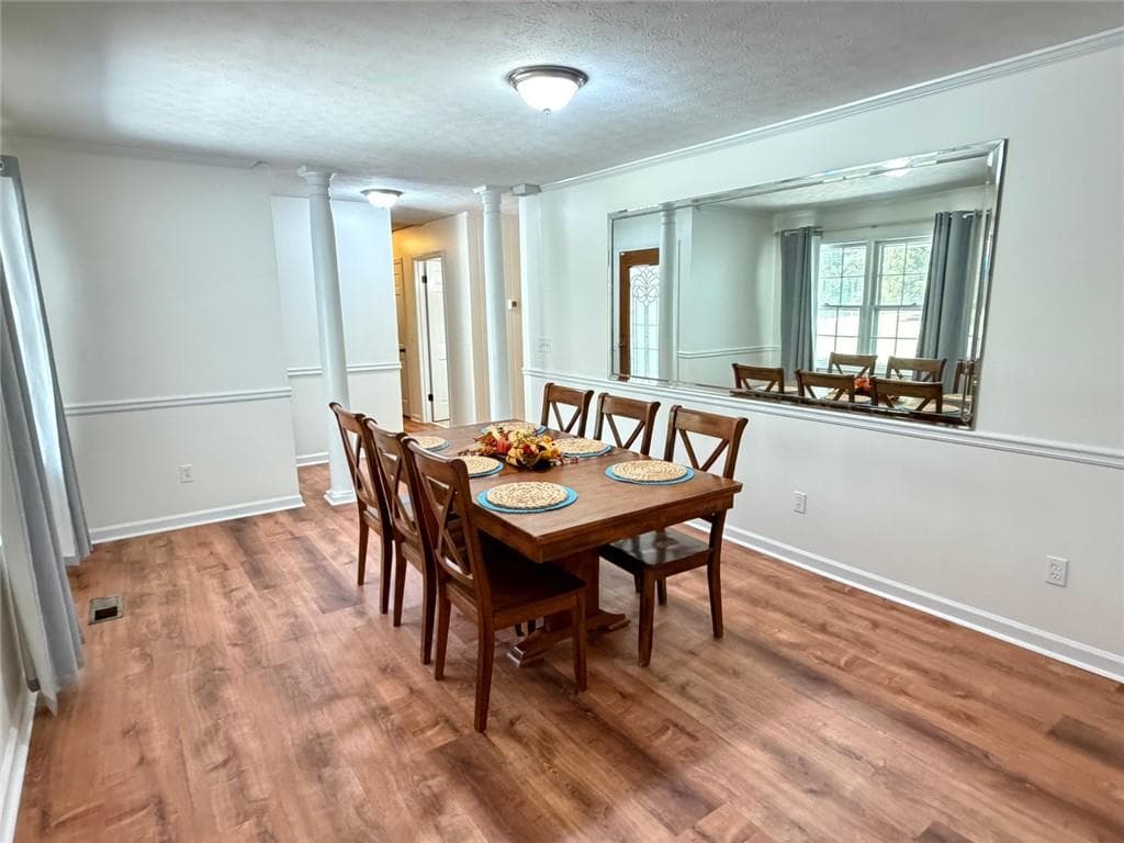 3 bedroom, 2 bathroom, 1,623 sq ft single family residence for sale at 5 Plantation Circle, Carrollton, GA 30117 — photo 9