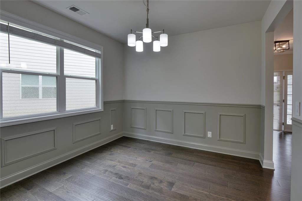 4 bedroom, 3 bathroom, 2,490 sq ft single family residence for sale at 2409 Kingston Heath Way, Marietta, GA 30008 — photo 10