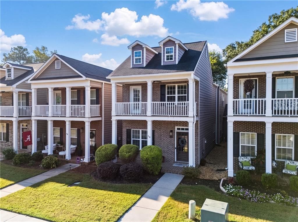 3 bedroom, 3 bathroom, 1,899 sq ft single family residence under contract at 50 Park Circle, Cartersville, GA 30120