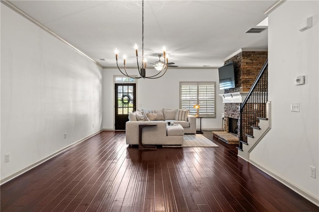 3 bedroom, 3 bathroom, 1,899 sq ft single family residence under contract at 50 Park Circle, Cartersville, GA 30120 — photo 4