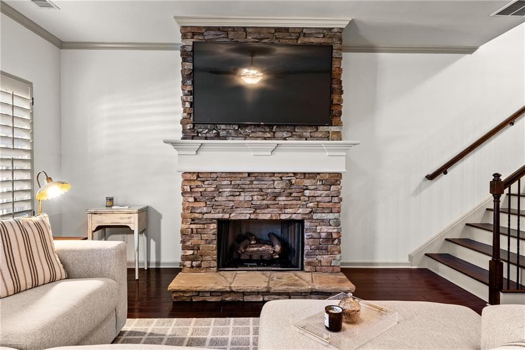 3 bedroom, 3 bathroom, 1,899 sq ft single family residence under contract at 50 Park Circle, Cartersville, GA 30120 — photo 9