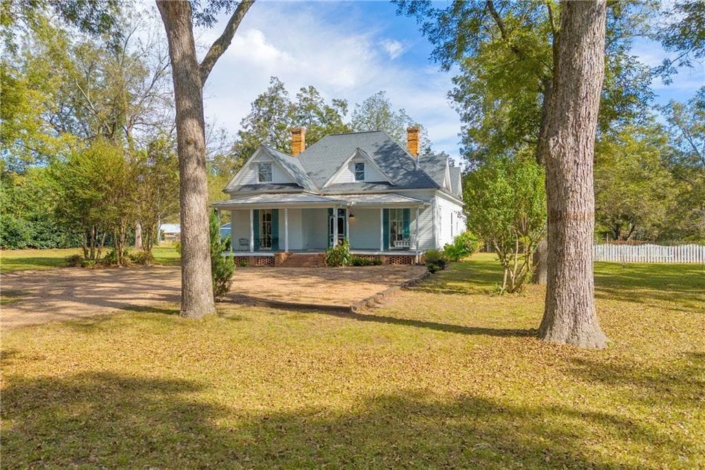 5 bedroom, 3 bathroom, 4,230 sq ft single family residence for sale at 5921 Bostwick Highway, Bishop, GA 30621 — photo 3