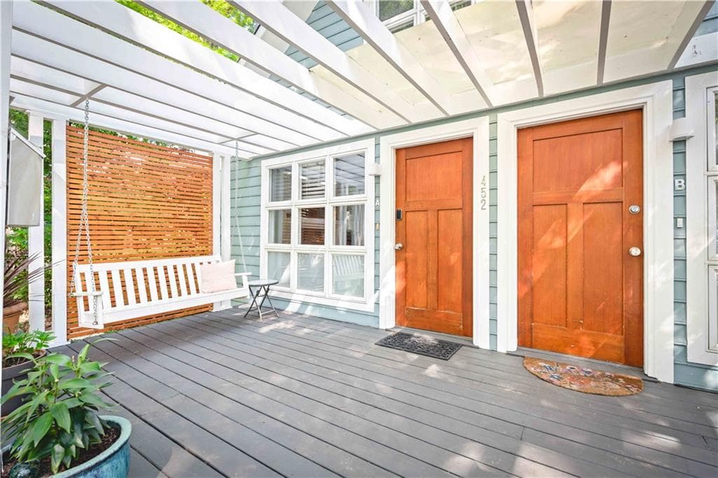 5 bedroom, 5 bathroom, 4,157 sq ft single family residence under contract at 452 Sinclair Avenue, Atlanta, GA 30307 — photo 2