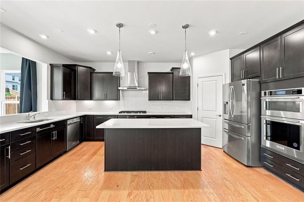 5 bedroom, 4 bathroom, 3,522 sq ft single family residence for rent at 406 Riverclub Road, Acworth, GA 30101 for $3,300 a month — photo 4