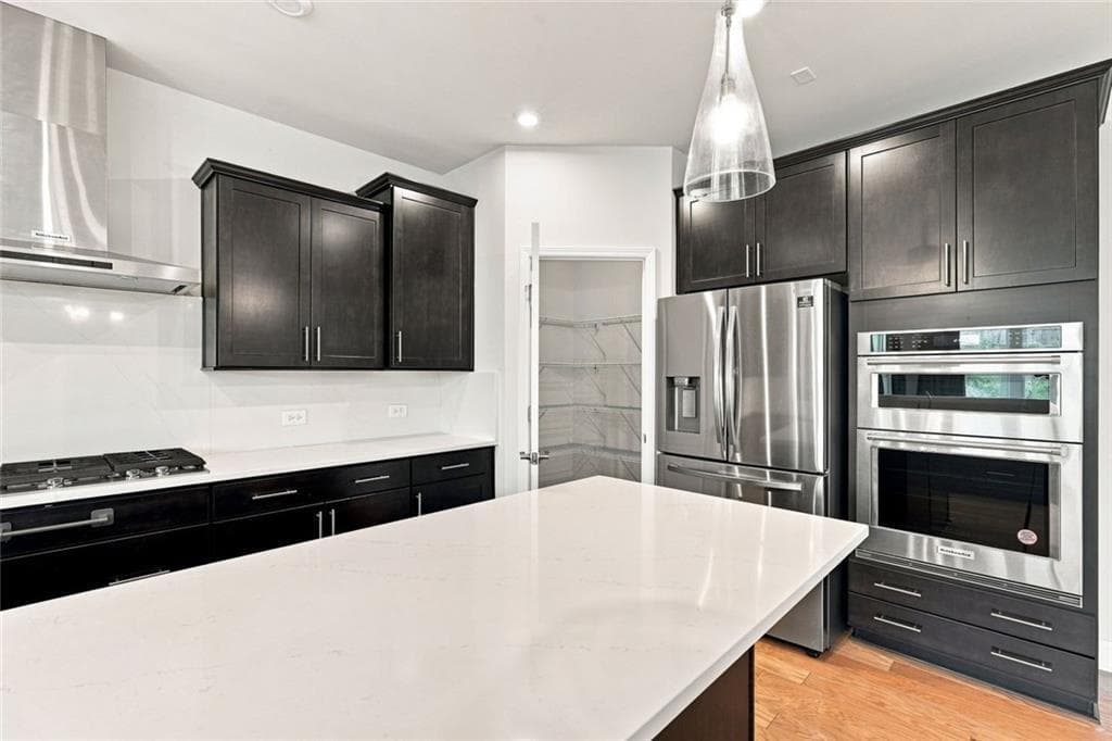 5 bedroom, 4 bathroom, 3,522 sq ft single family residence for rent at 406 Riverclub Road, Acworth, GA 30101 for $3,300 a month — photo 5