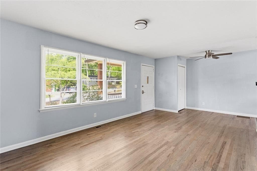4 bedroom, 2 bathroom, 1,208 sq ft single family residence for rent at 2363 Beverly Lane, Marietta, GA 30060 for $2,100 a month — photo 6