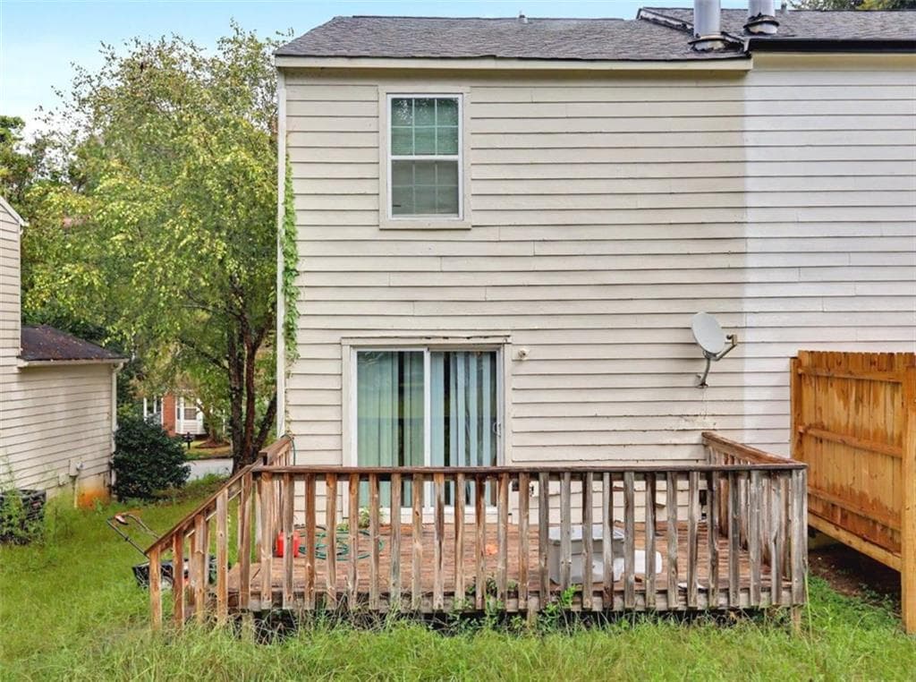 2 bedroom, 3 bathroom, 1,152 sq ft townhouse for sale at 3189 Kingswood Glen, Decatur, GA 30034 — photo 7