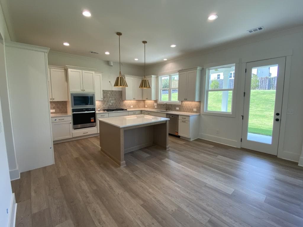 5 bedroom, 4 bathroom, 3,071 sq ft single family residence for sale at 3405 Hillshire Drive, Cumming, GA 30028 — photo 10