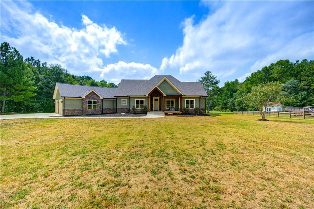 4 bedroom, 3 bathroom, 2,089 sq ft single family residence for sale at 900 John W Breedlove Road, Monroe, GA 30656 — photo 3
