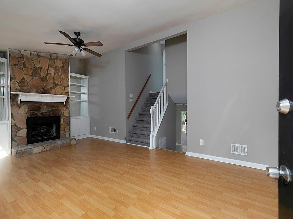 2 bedroom, 3 bathroom, 1,419 sq ft townhouse for rent at 1975 Cheathem Woods Drive, Marietta, GA 30008 for $1,795 a month — photo 7