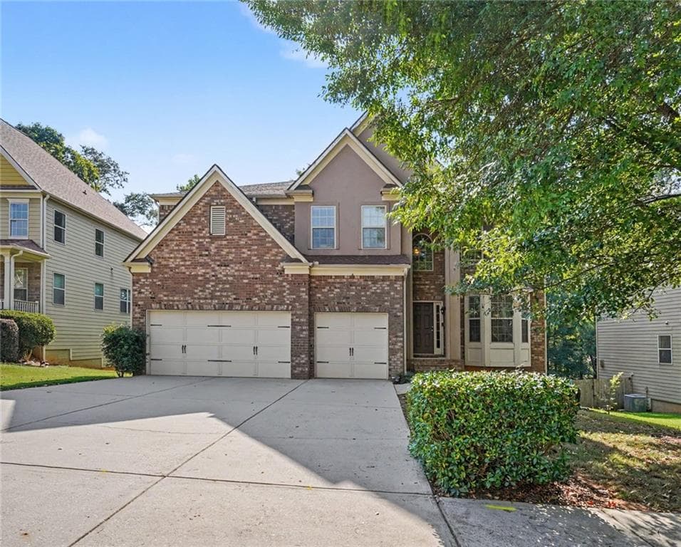 4 bedroom, 4 bathroom, 4,066 sq ft single family residence for sale at 1913 Avondale Court, Locust Grove, GA 30248