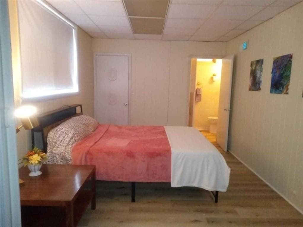 4 bedroom, 3 bathroom, 2,030 sq ft single family residence for rent at 1224 Poplar Grove Drive, Atlanta, GA 30306 for $3,850 a month — photo 6